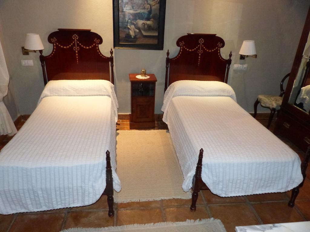 Carmen De Los Chapiteles Hotel Granada Room photo